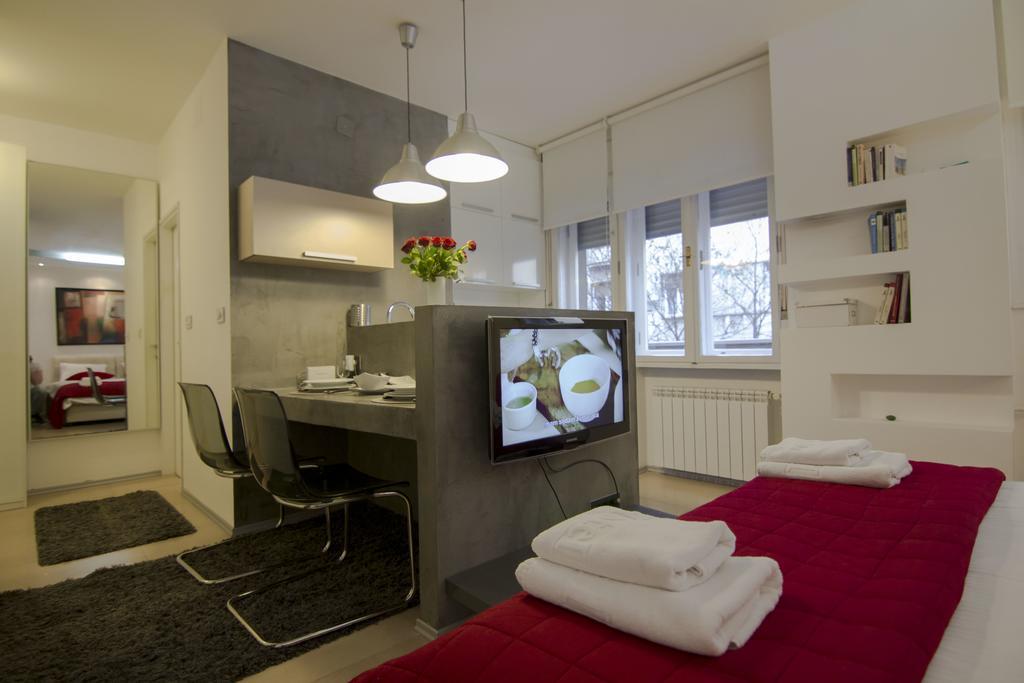 Studio Apartment Picasso Beograd Eksteriør billede
