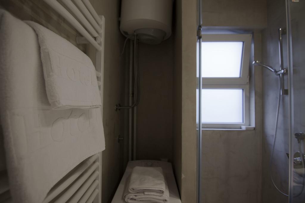 Studio Apartment Picasso Beograd Eksteriør billede